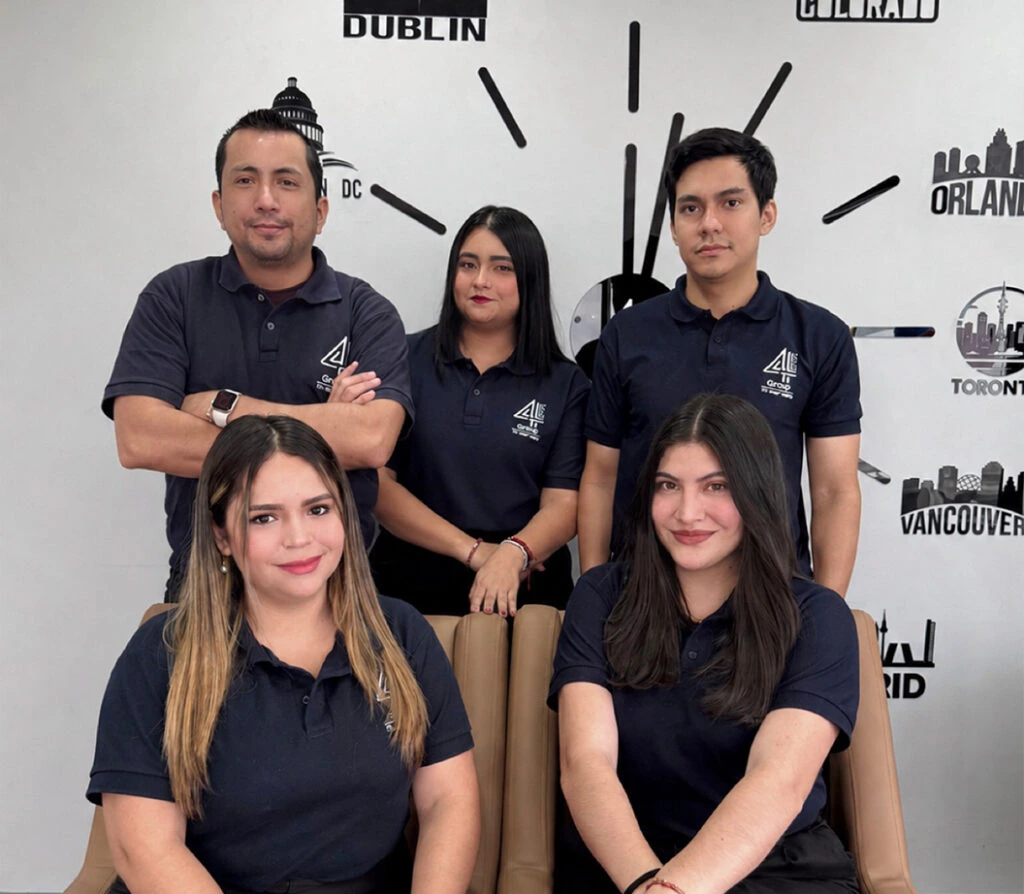 Equipo de Forever Experience para programas de estudio, trabajo e intercambio cultural en el extranjero